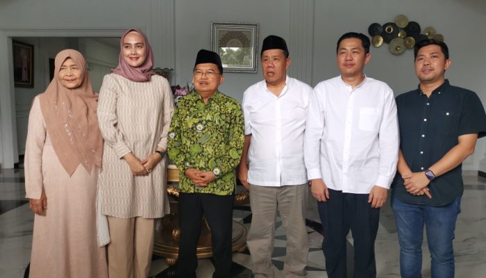 Jusuf Kalla Temui Hidayat Arsani, Ucapkan Selamat untuk Teman Lama yang Menang Pilgub