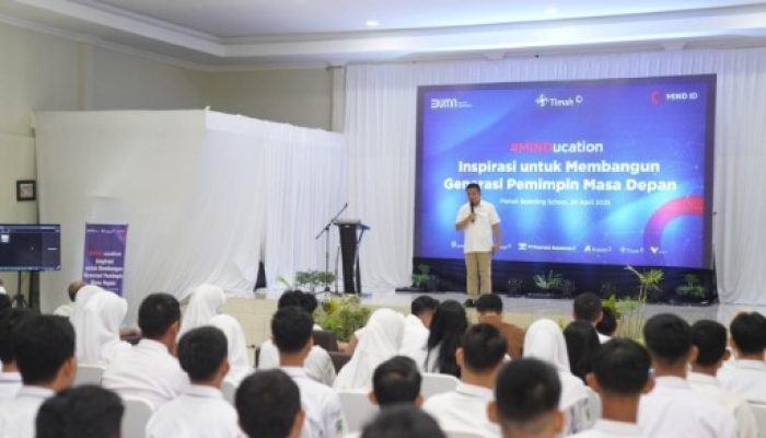Dirut PT Timah Memotivasi Pelajar Pemali Boarding School, Jangan Batasi Mimpimu