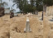 Cegah Abrasi dan Dukung Destinasi Wisata di Karimun, PT Timah Pasang Penahan Abrasi di Pantai Pongkar