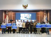 Wujudkan Kesejahteraan dan Kemandirian Desa, PT Timah Serahkan Bantuan untuk 18 BUMDes di Bangka Belitung
