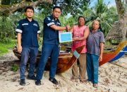 Tingkatkan Produktivitas Hasil Tangkapan Nelayan, PT Timah Serahkan Bantuan untuk Kelompok Samudera Pesisir di Kundur