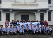 Kenali Sejarah Pertimahan, Siswa SMP Islam SMART Antusias Kunjungi MTI Mentok