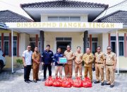 PT TIMAH Tbk Serahkan Ratusan Paket Sembako untuk Warga Terdampak Banjir di Kabupaten Bangka Tengah
