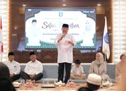 Safari Ramadan 1447 H, Gubernur Babel Hidayat Arsani Teguhkan Kepedulian, Serahkan Santunan dan Bansos