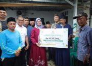 Bareng BAZNAS, Wawako Dessy Serahkan Santunan untuk 500 Warga Kota Pangkalpinang