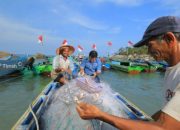 Tumbuh Bersama Nelayan, PT TIMAH Perkuat Kesejahteraan Pesisir Lewat Program Pemberdayaan Hingga Perlindungan Sosial
