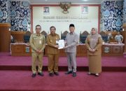 Sampaikan LKPJ, Wali Kota Pangkalpinang Tegaskan Pentingnya Kolaborasi dalam Mendorong Pembangunan Terus Bergerak Maju