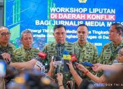 Jurnalis Dilatih Menghadapi Medan Konflik, dari Membaca Ancaman hingga Bertahan di Lapangan
